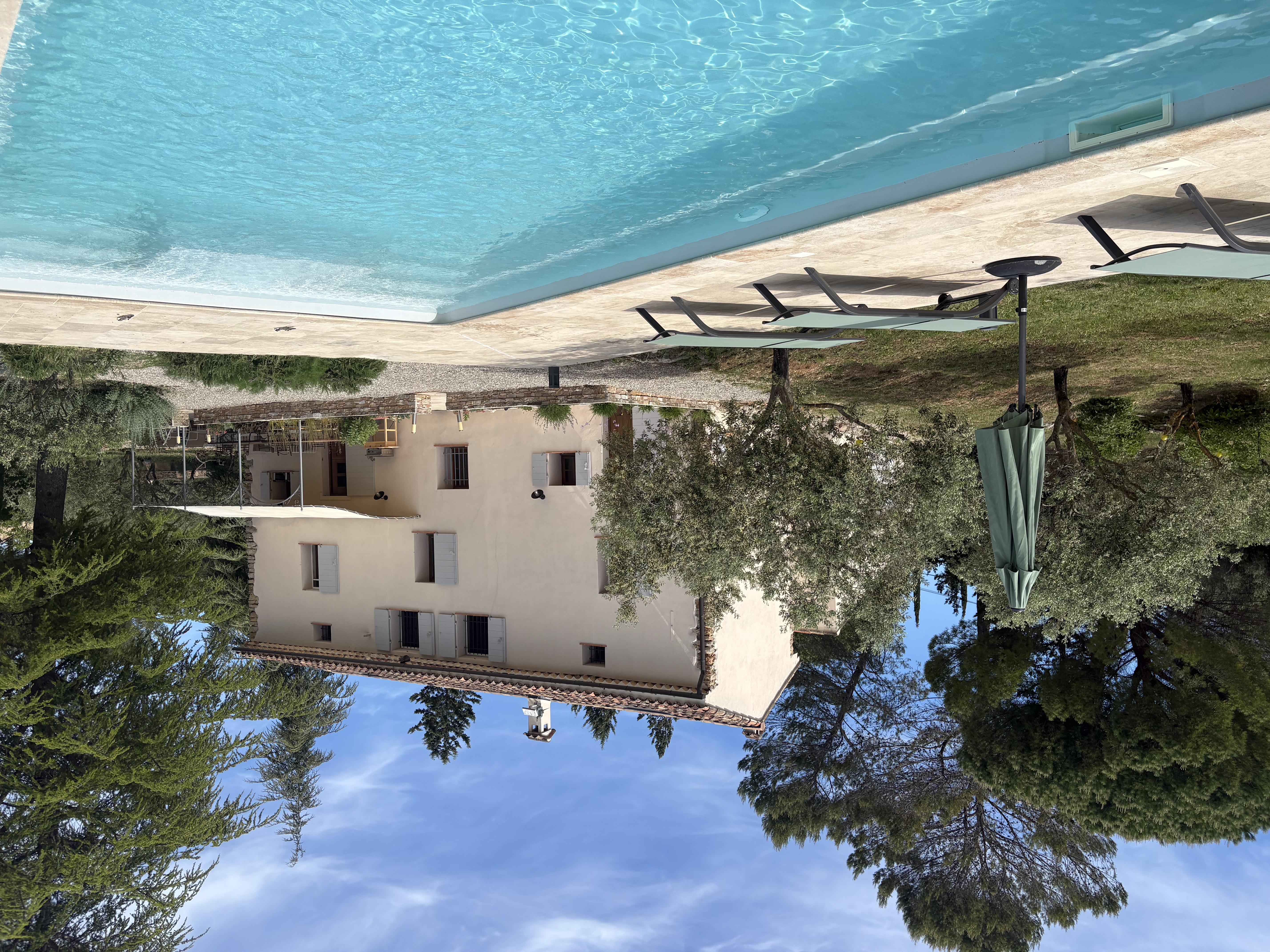La Bastide des Oliviers et sa piscine